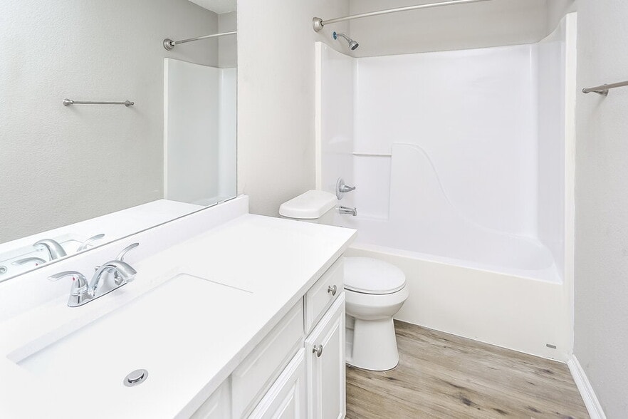 Building Photo - 8017 Jolie Dr