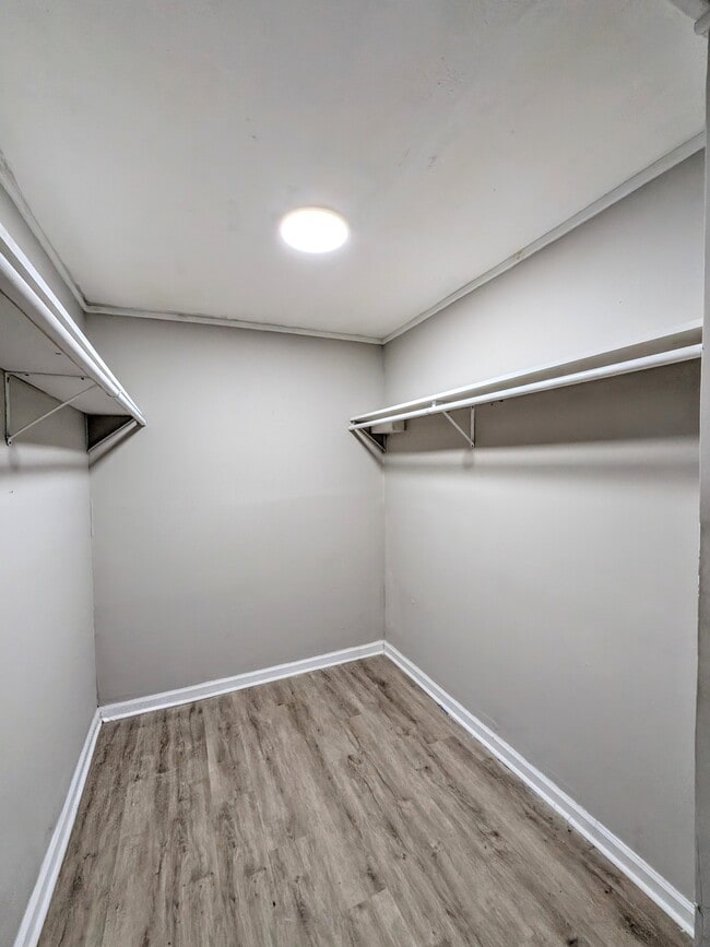 Building Photo - 2924 Springside Pl SE