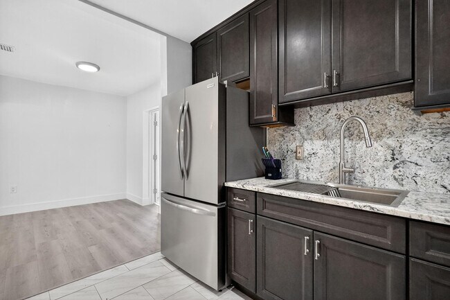 Building Photo - 40 NW 68th St