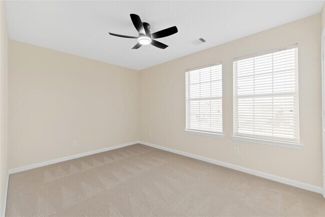 Building Photo - 3331 Clayton Terrace Dr