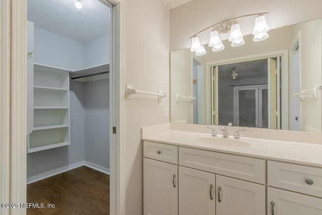 Building Photo - 5430 Woodwind Terrace