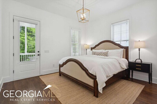 Building Photo - 9212 Selborne Ln