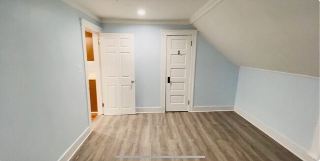 Building Photo - 23 Everett Ave