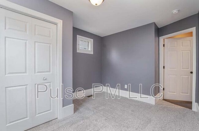 Building Photo - 39 18th St