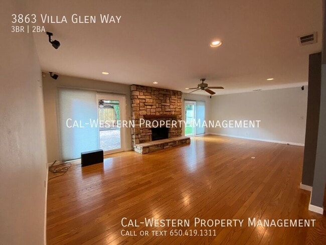 Building Photo - 3863 Villa Glen Way