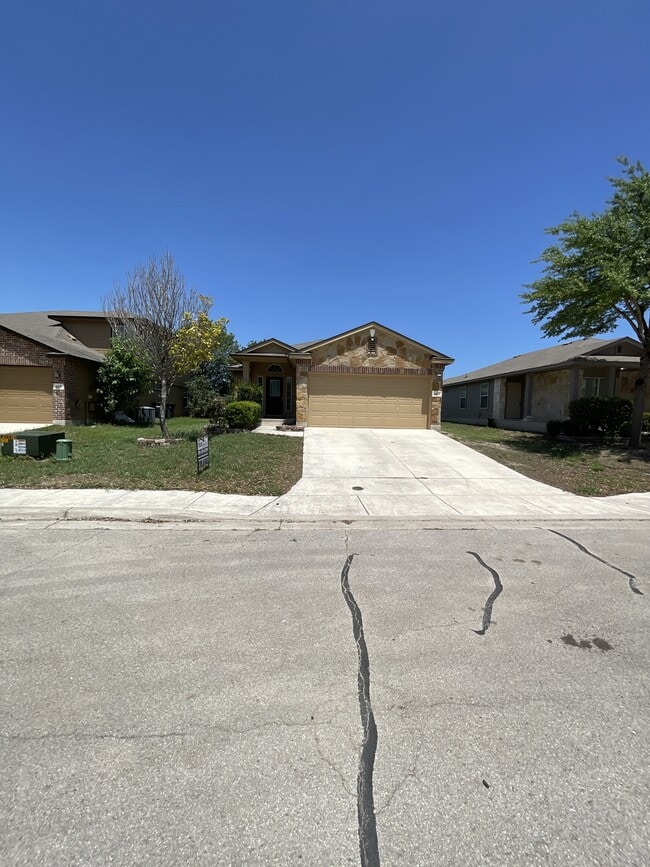 Building Photo - 659 Tom Kemp Dr