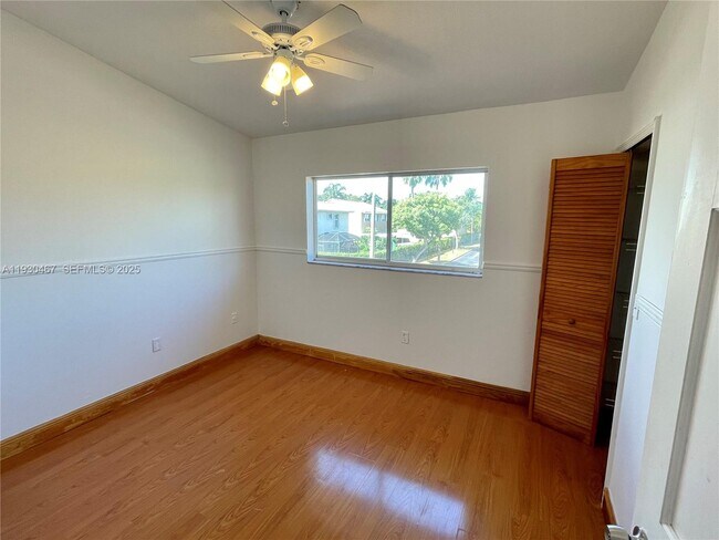 Building Photo - 10223 SW 156th Ave