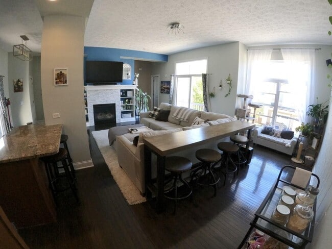 Building Photo - 5409 Saint Stephens Ct