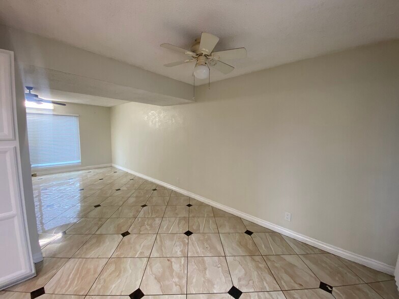 Building Photo - 17236 Nisson Rd