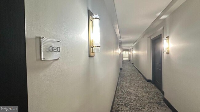 Primary Photo - 2001 15th St N