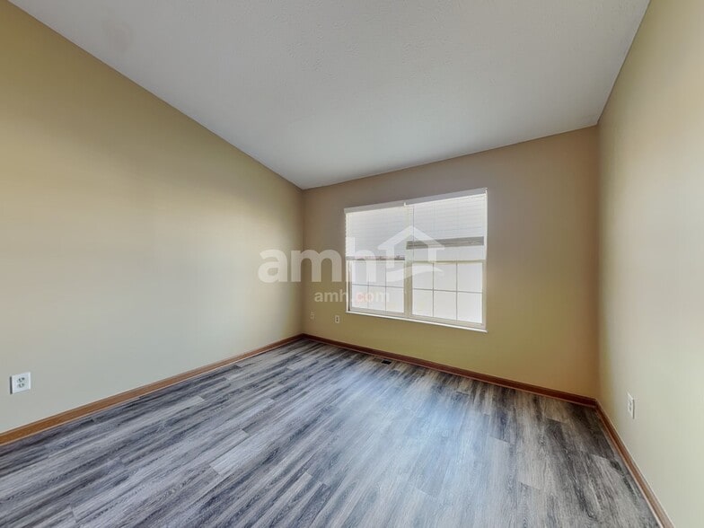 Building Photo - 2650 Willowgate Rd