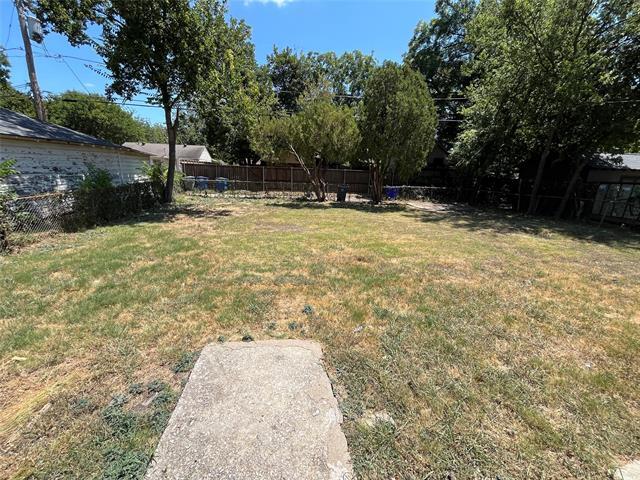 Building Photo - 11302 Stallcup Dr
