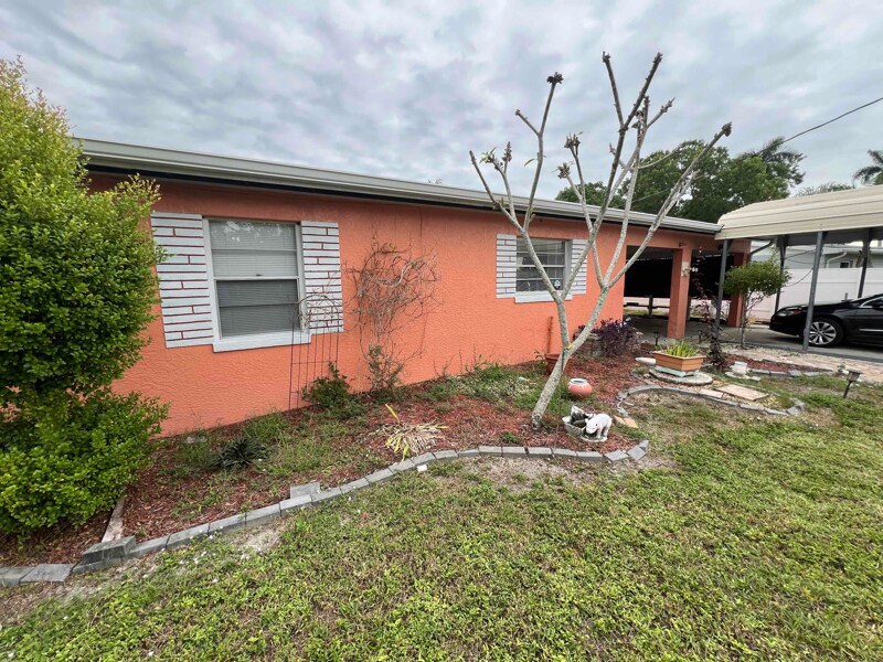 Building Photo - 1154 Harbor Dr