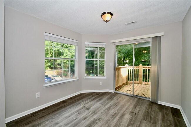 Building Photo - 1101 Sandy Ln Dr