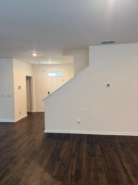Building Photo - 210 Aster Ave