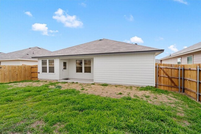 Building Photo - 112 Ragnar Dr