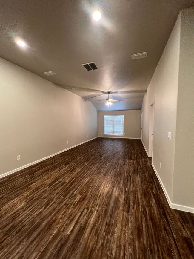 Building Photo - Cypress - 2102