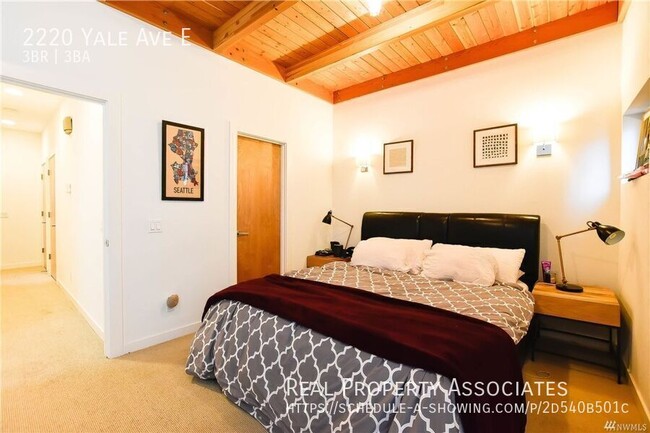 Building Photo - 2220 Yale Ave. E.