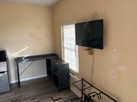 Building Photo - 2070 US-69