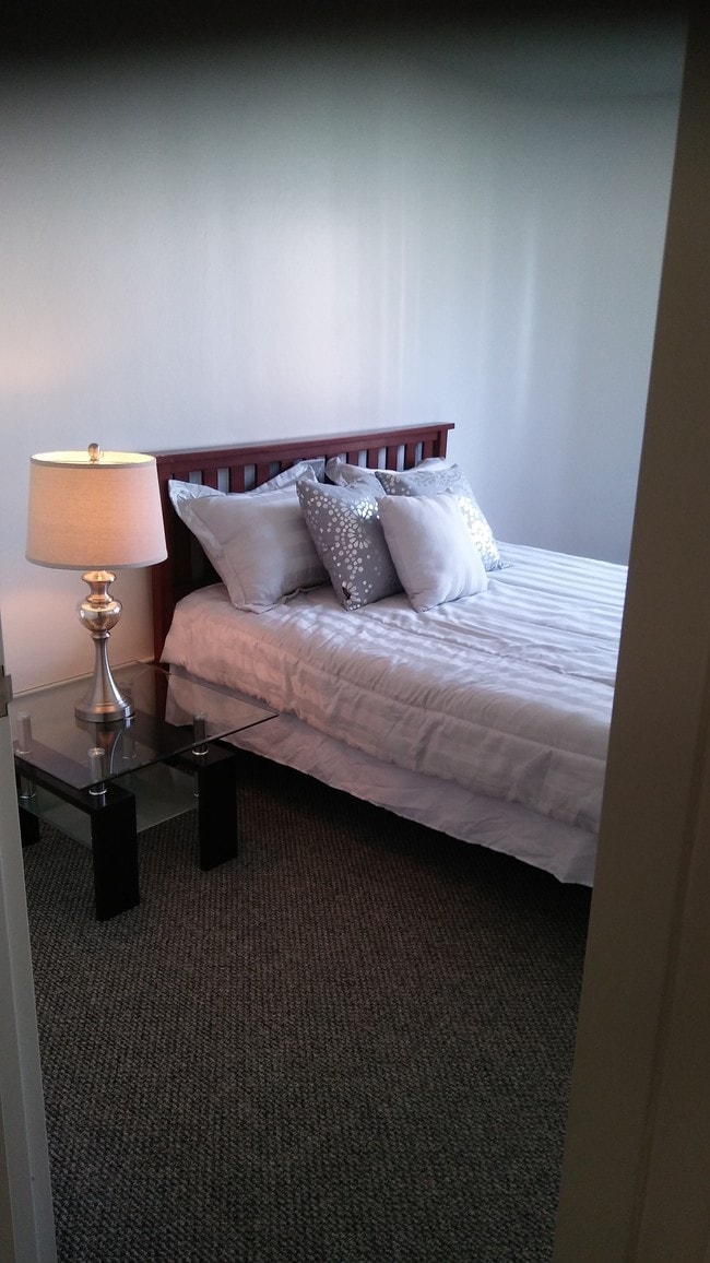 Hilliard Towers Senior Apartments One 2111 S Clark St Chicago IL