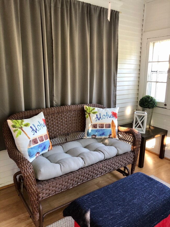 Cozy front porch - 4048 Snelling Ave