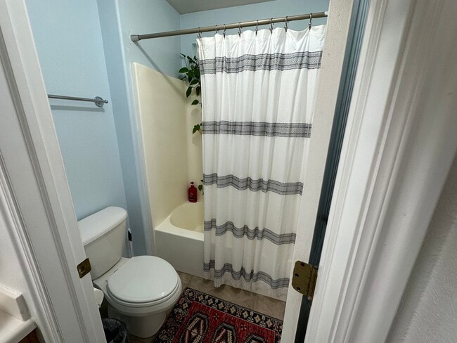 Building Photo - Kristilyn Lane