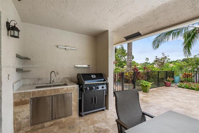 Building Photo - 2685 NW 27th Terrace