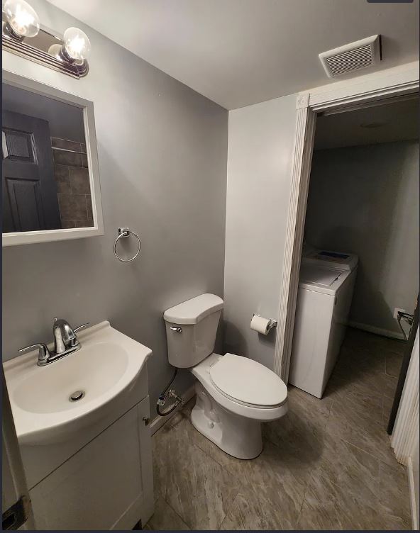 Building Photo - 107 S Wolfe St