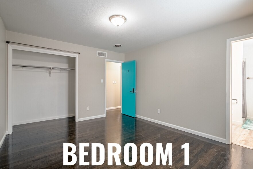 Building Photo - 201 Toledo St