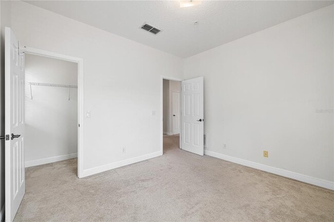 Building Photo - 5338 Ardsdale Ln