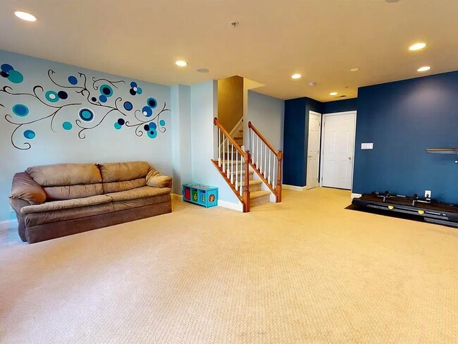 Building Photo - 70 Osprey Ct