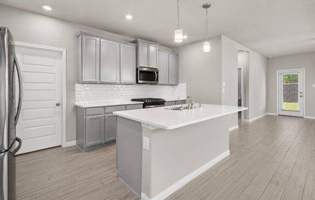 Building Photo - 17542 Rosette Grass Dr