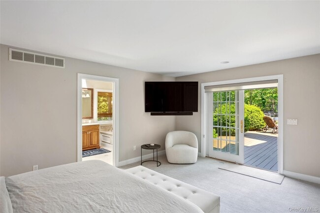 Building Photo - 8 Indian Pipe Dr