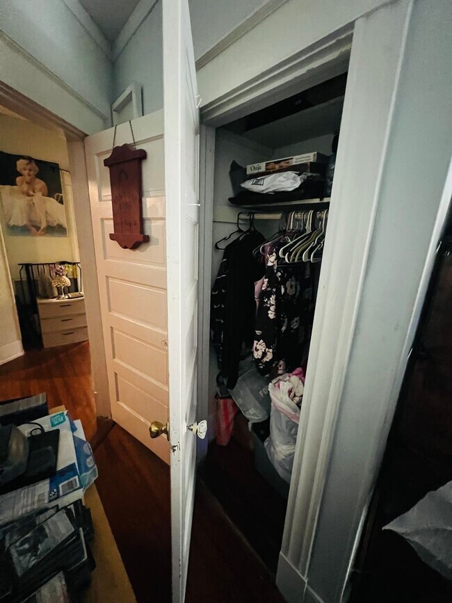 Building Photo - Charming 3bdrm/1.5bth Home Conveniently Located in Richmond's North Highland Park Subdivision w/P...