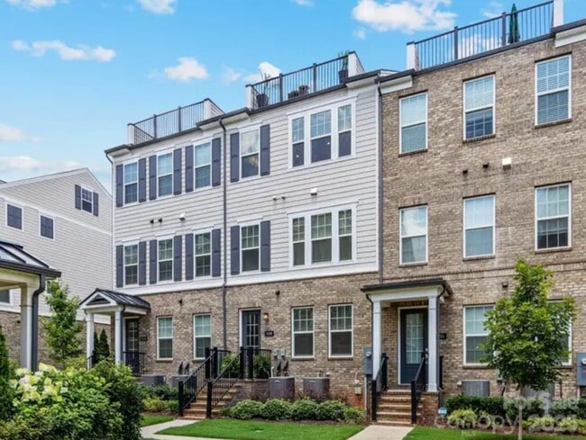 Building Photo - 5018 Harrowsmith Ln