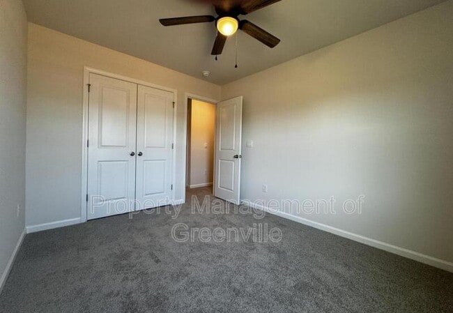 Building Photo - 745 Embark Cir