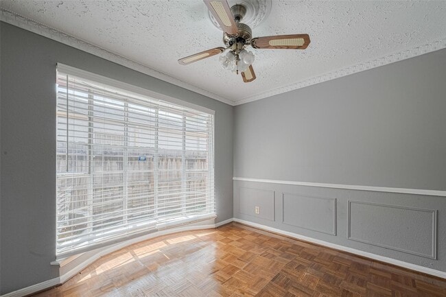 Building Photo - 10534 Evesborough Dr