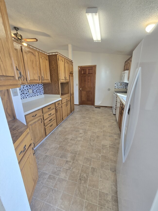 Building Photo - 7930 Conifer Dr