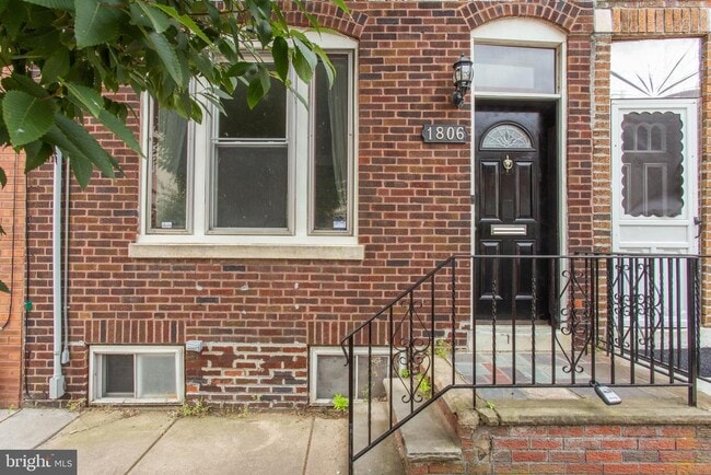 Building Photo - 1806 Manton St
