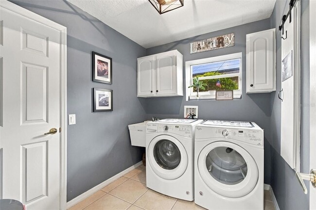 Building Photo - 17323 Emerald Chase Dr