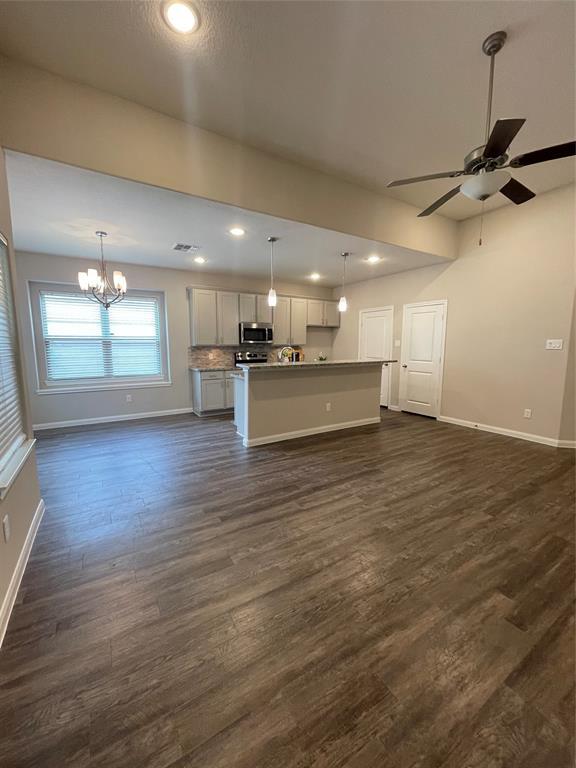 Building Photo - 625 Cherokee Dr