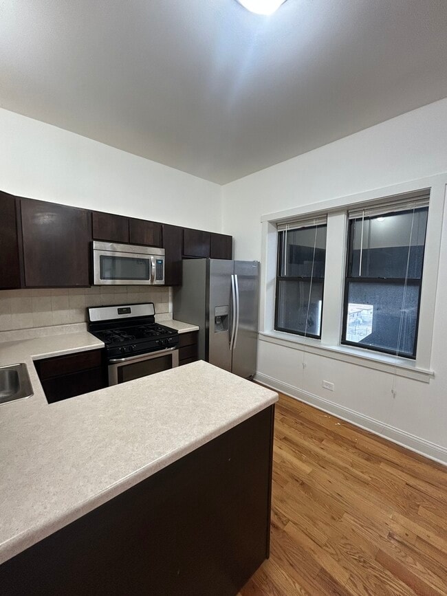 Building Photo - 3025 W Irving Park Rd