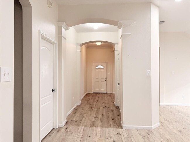 Building Photo - 17310 Brookhollow Mist Ct