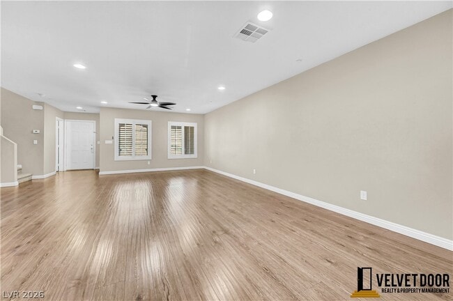 Building Photo - 3013 Camino Sereno Ave