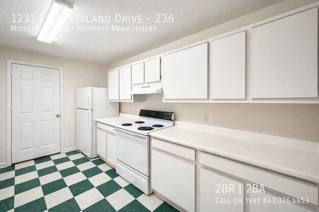 Building Photo - 1231 Ladys Island Dr