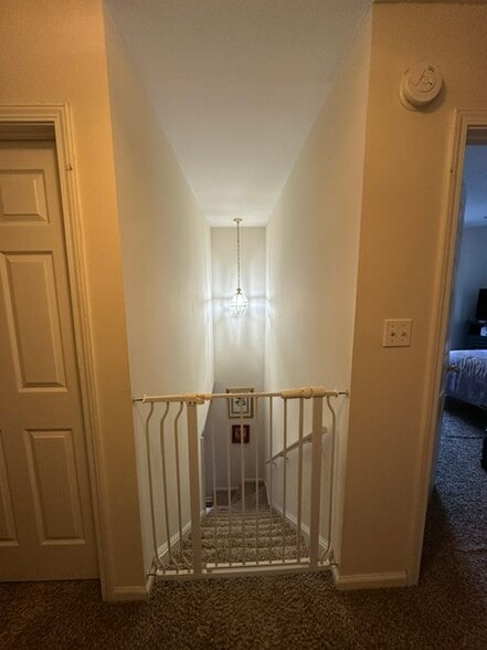 Staircase View - 657 Home Avenue SE