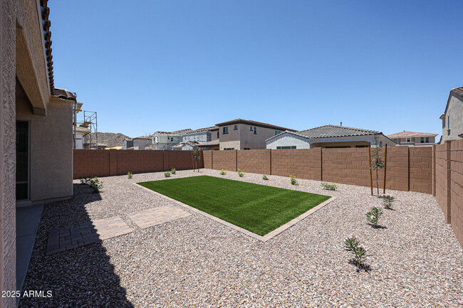 Building Photo - 7662 W Crabapple Dr