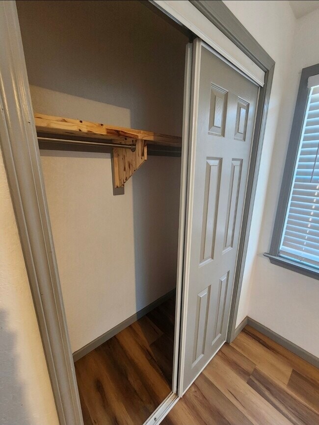 Building Photo - 4706 Bowie Dr