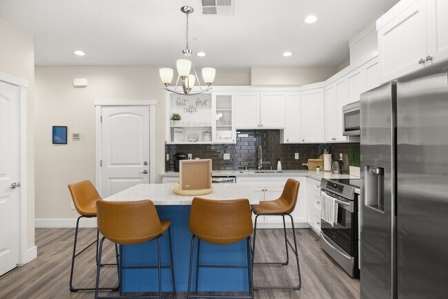 Building Photo - 2994 39th St