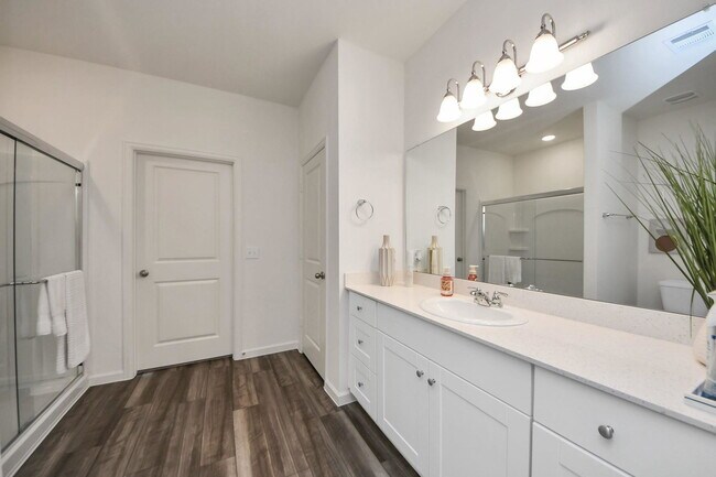 Building Photo - Malta Trace Drive, Rosharon, TX 77583 - 4 BR 2 BA single-family home